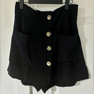 NWOT Black Button up skort